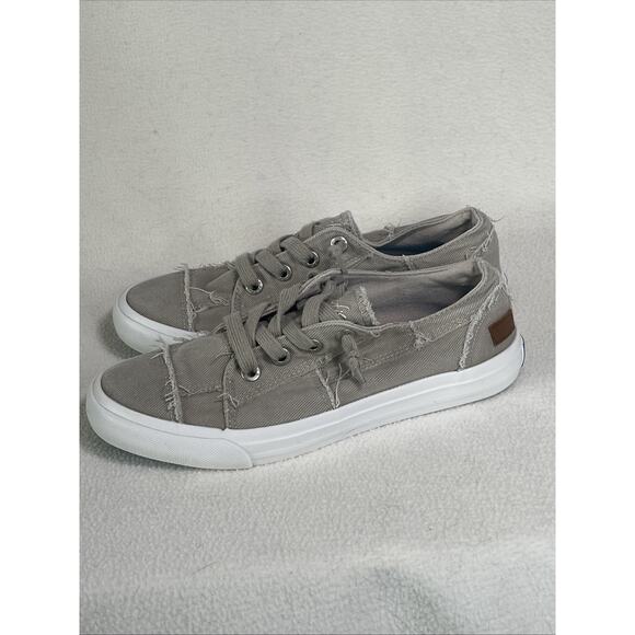 Blowfish tan 100% cotton uppers lace up distressed sneakers size 9 - Picture 2 of 6